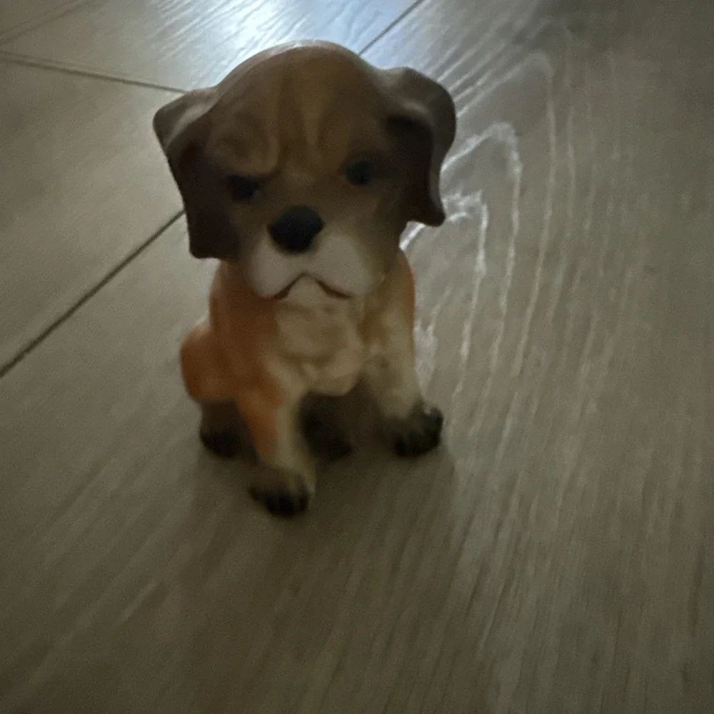 Vintage Beagle‎ Puppy Ceramic Figurine Cute Hound Dog Sitting